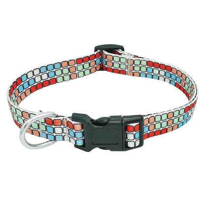 Square plastic buckle collar